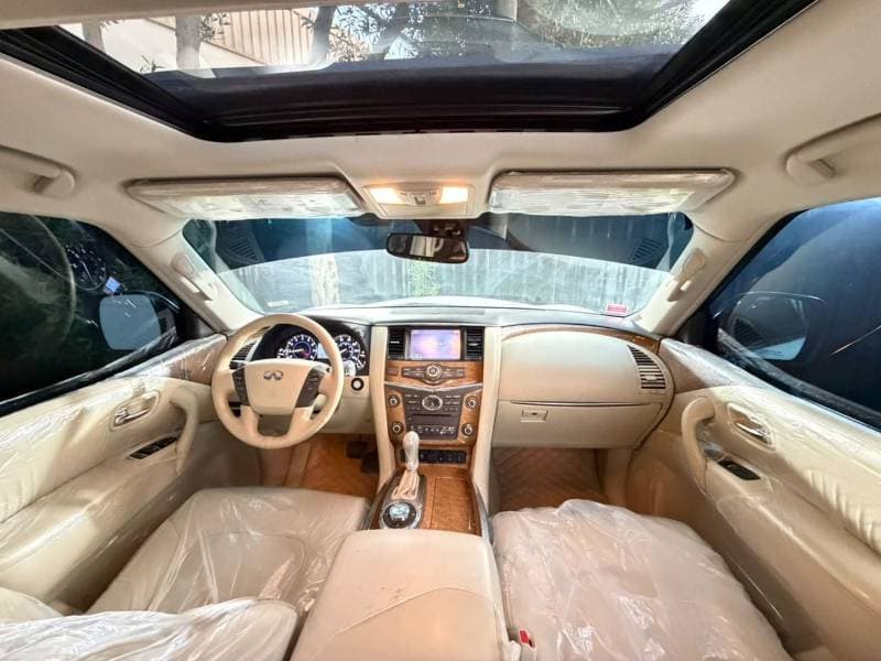 2014 Infiniti QX80 thumbnail 6