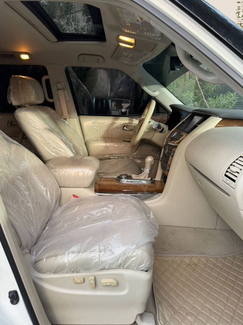 2014 Infiniti QX80 thumbnail 7