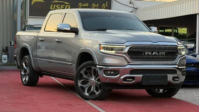 2020 RAM 1500 thumbnail 3