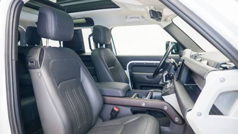 2022 Land Rover Defender thumbnail 5
