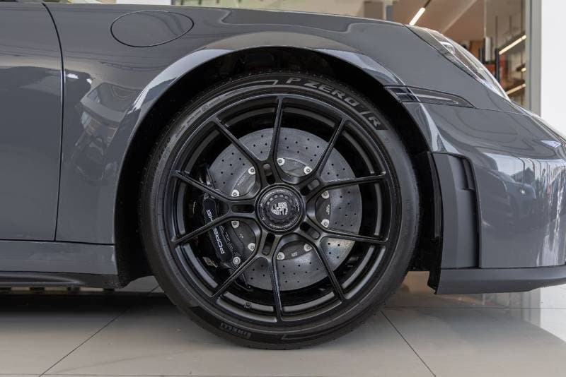 2026 Porsche 911 thumbnail 8