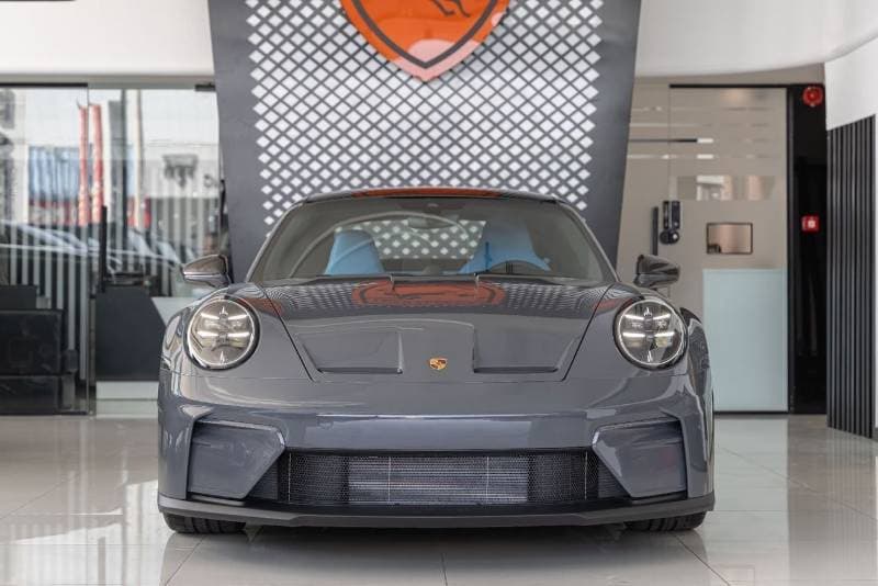 2026 Porsche 911 thumbnail 2