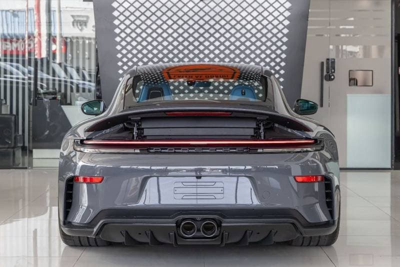 2026 Porsche 911 thumbnail 5