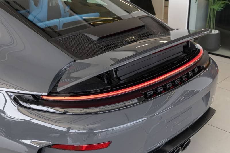2026 Porsche 911 thumbnail 10