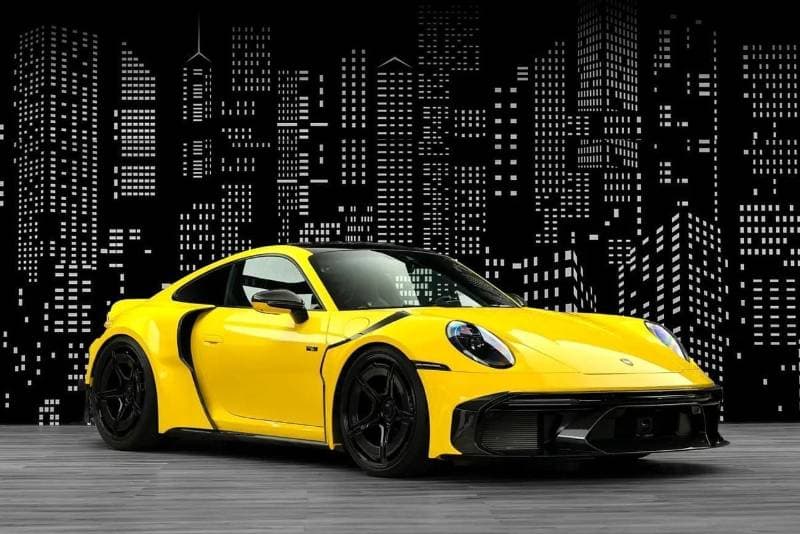 2023 Porsche 911 thumbnail 3