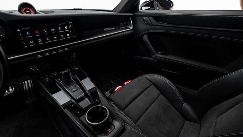 2023 Porsche 911 thumbnail 10