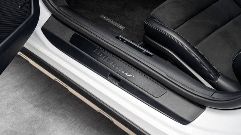 2023 Porsche 911 thumbnail 8