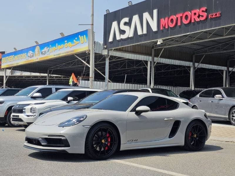 2024 Porsche 718 Cayman thumbnail 3