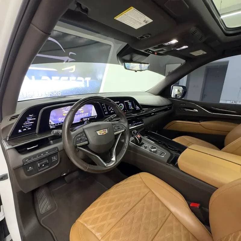 2024 Cadillac Escalade thumbnail 9