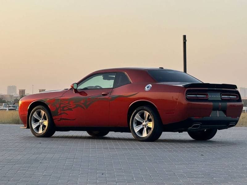 2020 Dodge Challenger thumbnail 10
