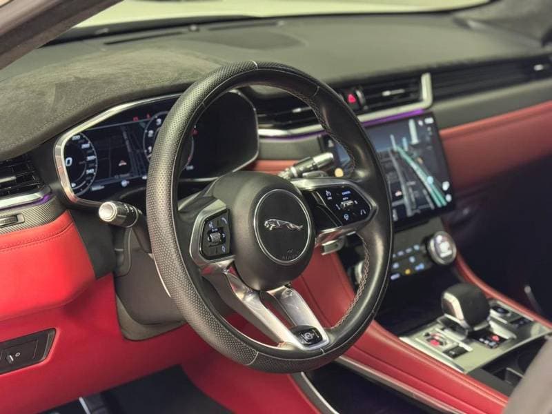2021 Jaguar F-PACE thumbnail 10