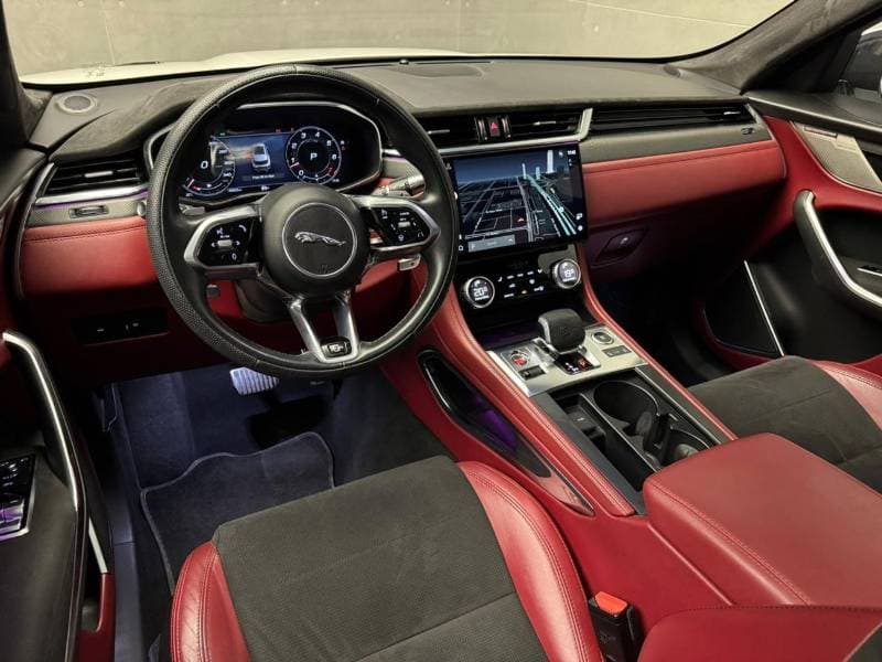 2021 Jaguar F-PACE thumbnail 9