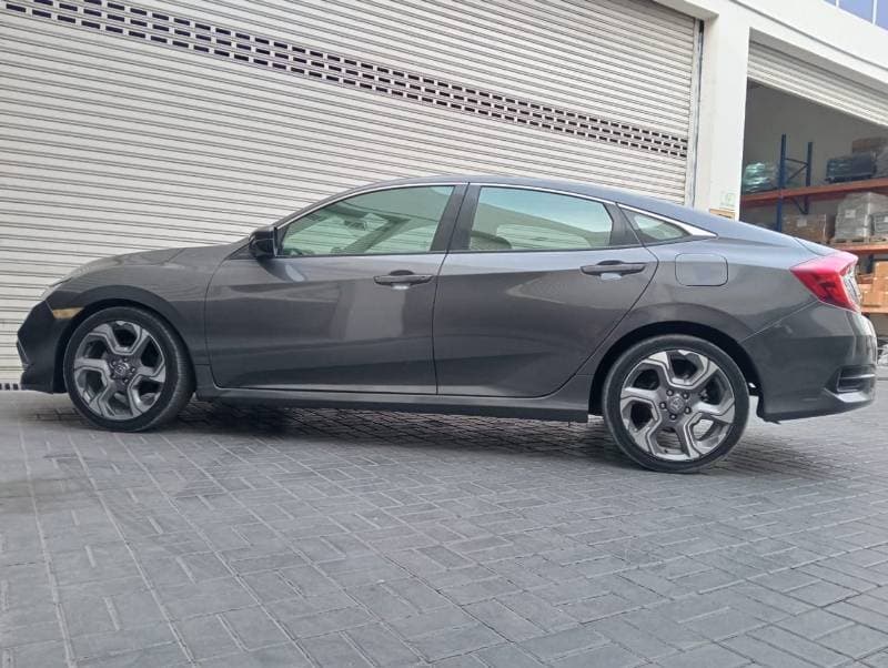 2021 Honda Civic thumbnail 4