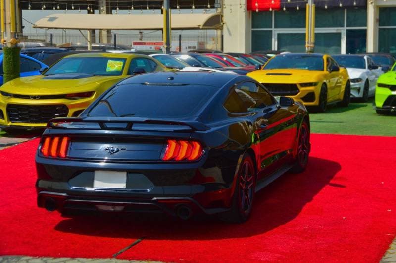 2017 Ford Mustang thumbnail 7