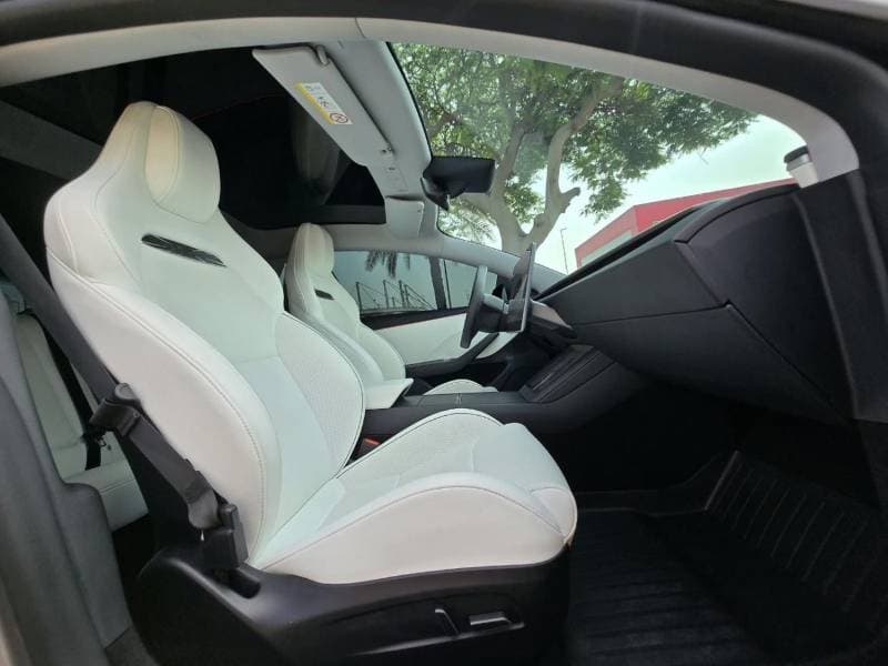 2025 Tesla Model 3 thumbnail 7