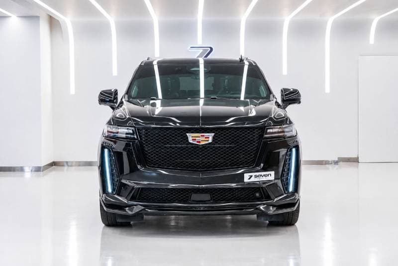 2023 Cadillac Escalade thumbnail 2