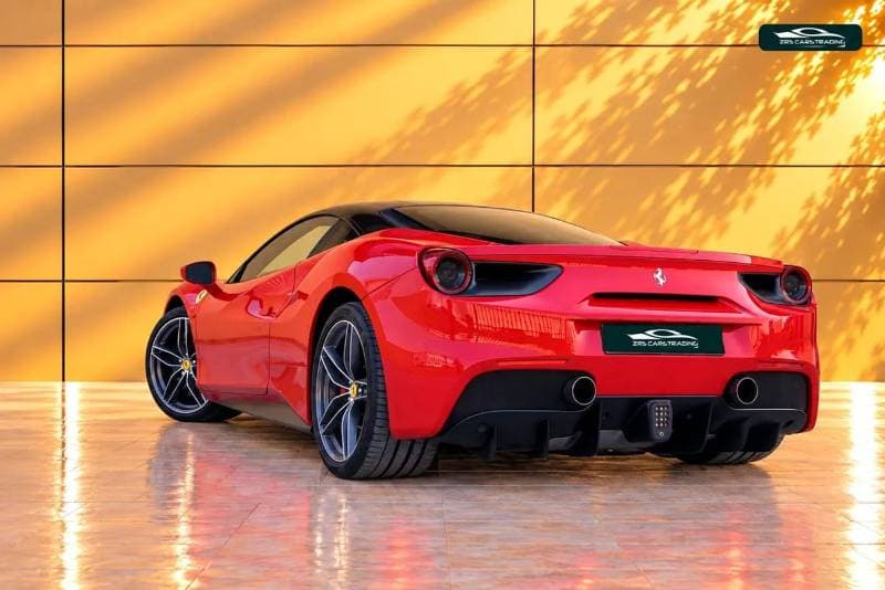 2017 Ferrari 488 GTB thumbnail 4