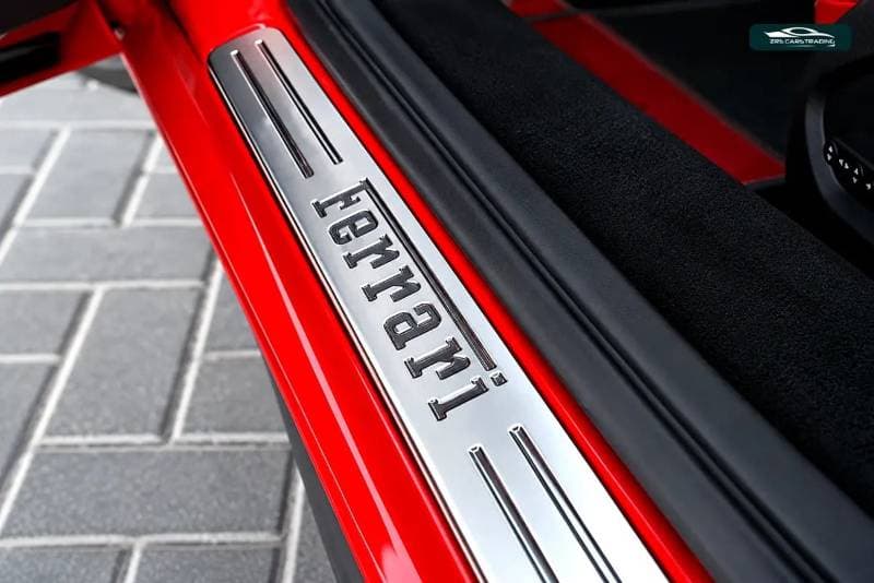 2017 Ferrari 488 GTB thumbnail 9