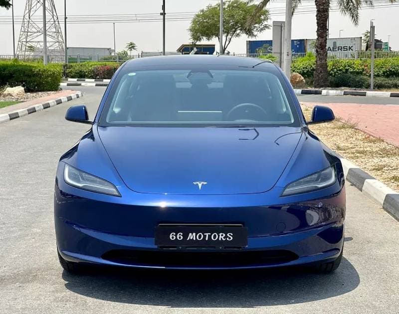2024 Tesla Model 3 thumbnail 3