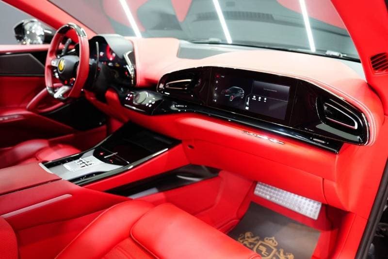 2025 Ferrari Purosangue thumbnail 7