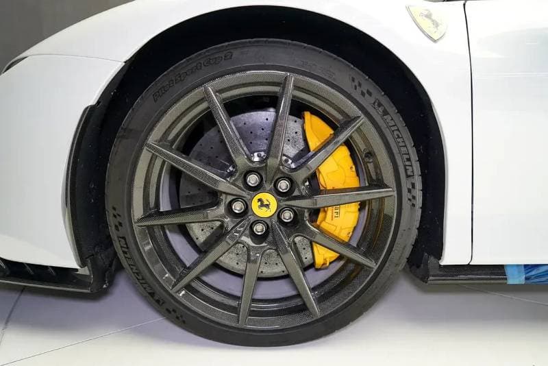 2024 Ferrari SF90 thumbnail 9
