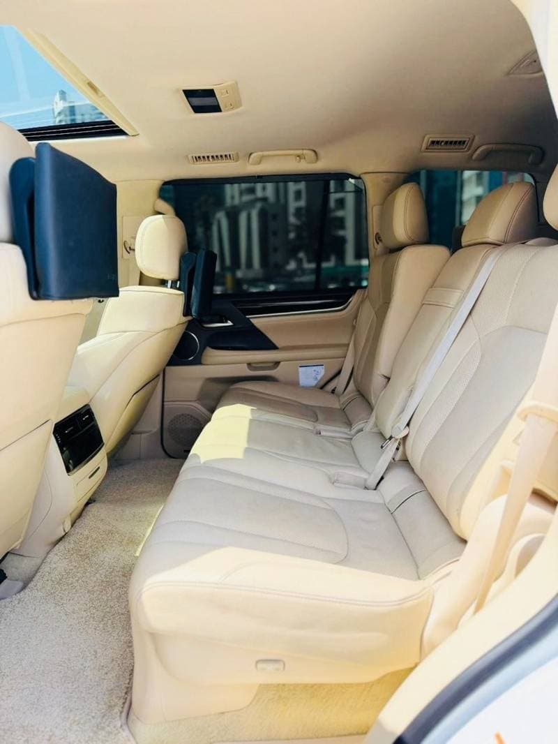 2018 Lexus LX570 thumbnail 10
