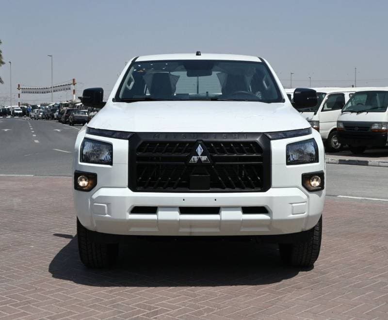 2024 Mitsubishi L200 thumbnail 3