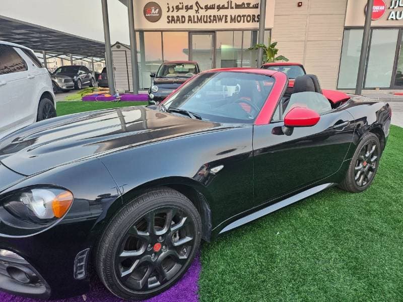 2017 Fiat 124 Spider thumbnail 10