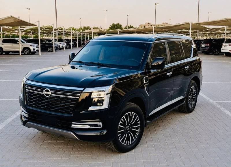 2017 Nissan Patrol thumbnail 2