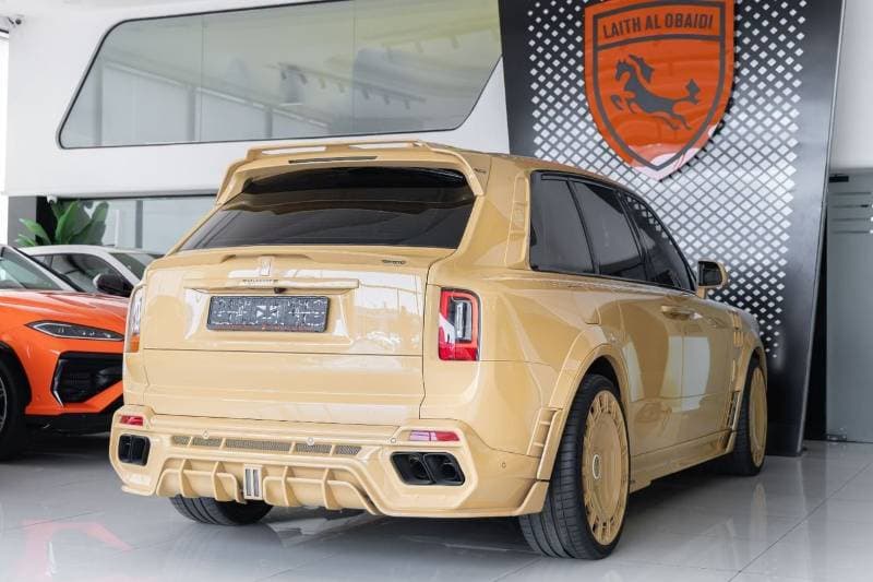 2025 Rolls Royce Cullinan thumbnail 4