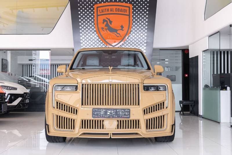 2025 Rolls Royce Cullinan thumbnail 2