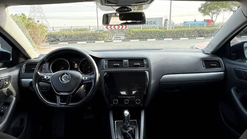 2017 Volkswagen Jetta thumbnail 8