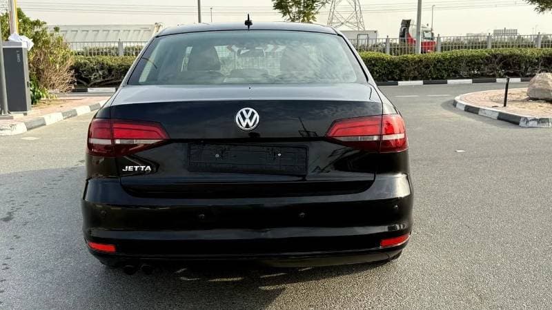 2017 Volkswagen Jetta thumbnail 3