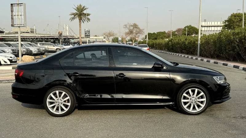 2017 Volkswagen Jetta thumbnail 2
