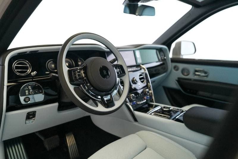 2026 Rolls Royce Cullinan thumbnail 7