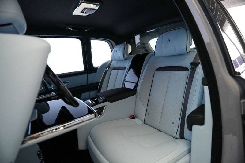 2026 Rolls Royce Cullinan thumbnail 10