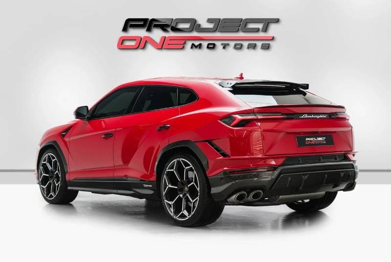 2024 Lamborghini Urus thumbnail 4