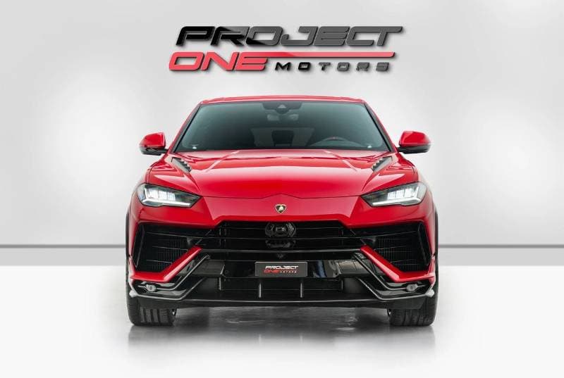 2024 Lamborghini Urus thumbnail 2