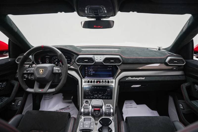 2024 Lamborghini Urus thumbnail 6
