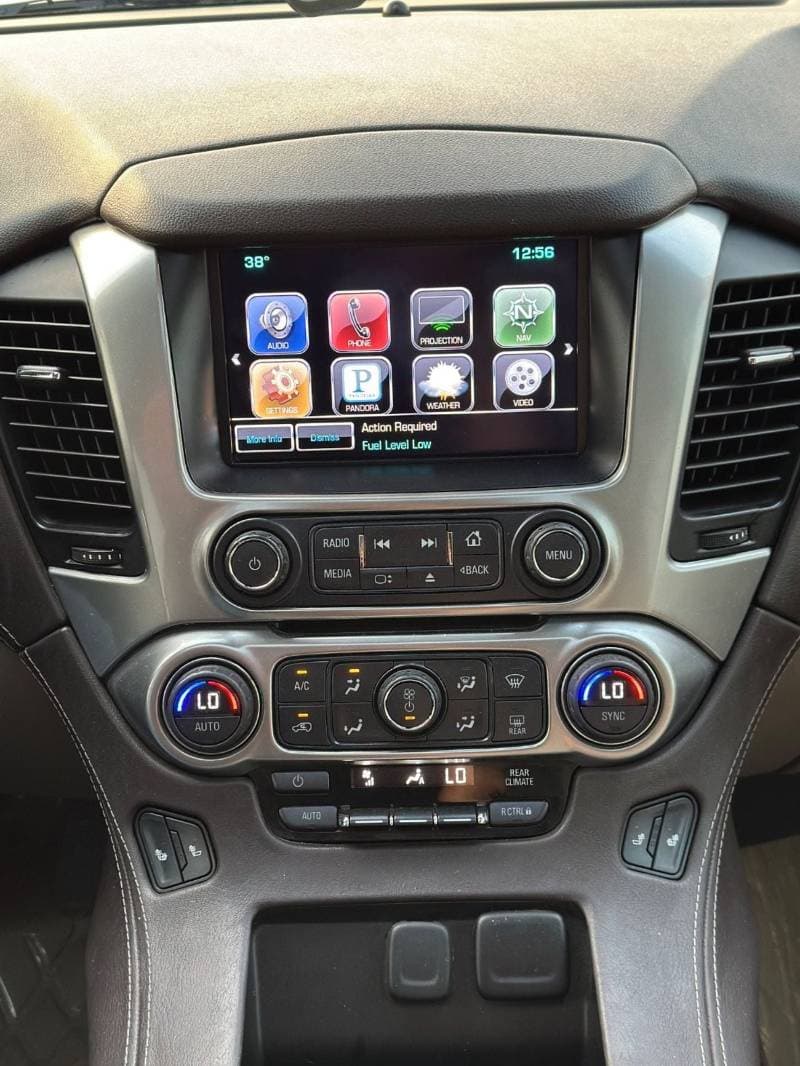 2016 Chevrolet Tahoe thumbnail 10