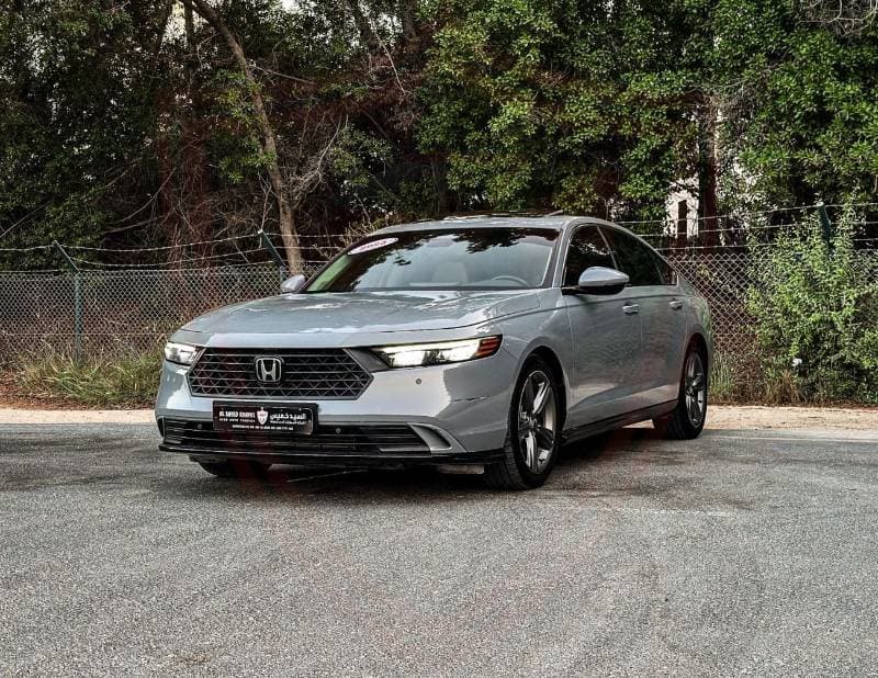 2023 Honda Accord thumbnail 3