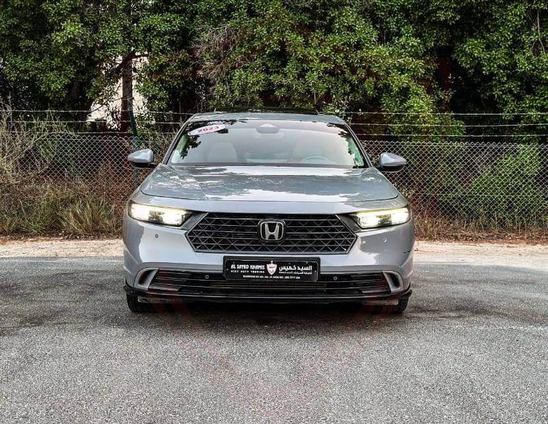 2023 Honda Accord thumbnail 2
