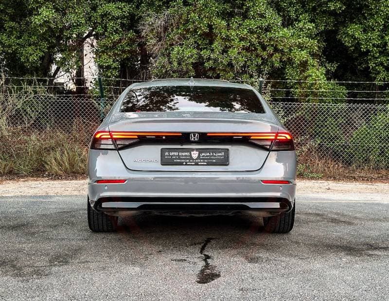 2023 Honda Accord thumbnail 6