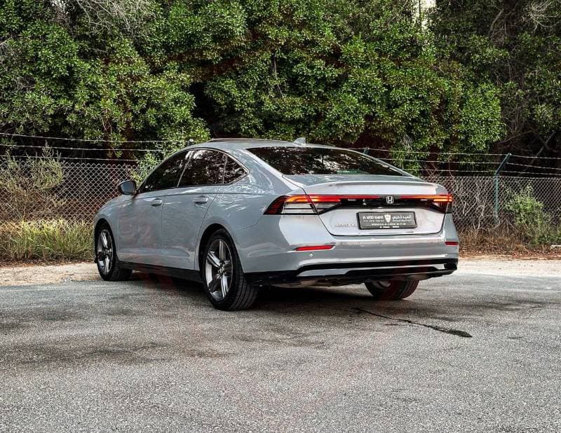 2023 Honda Accord thumbnail 5