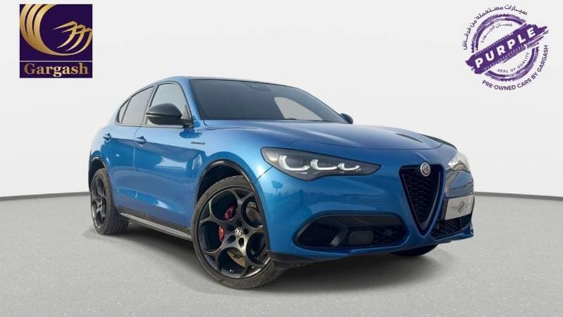 2024 Alfa Romeo Stelvio thumbnail 3