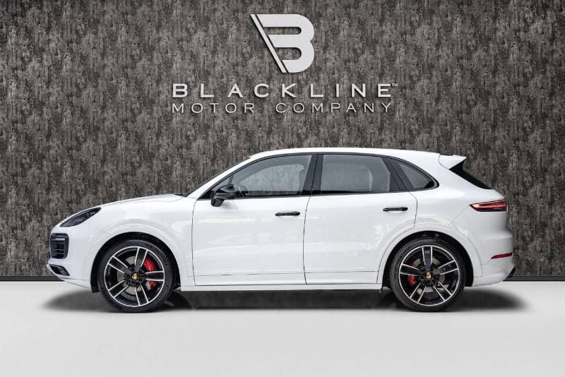 2022 Porsche Cayenne thumbnail 5