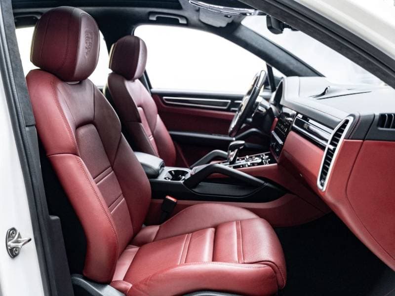 2022 Porsche Cayenne thumbnail 8