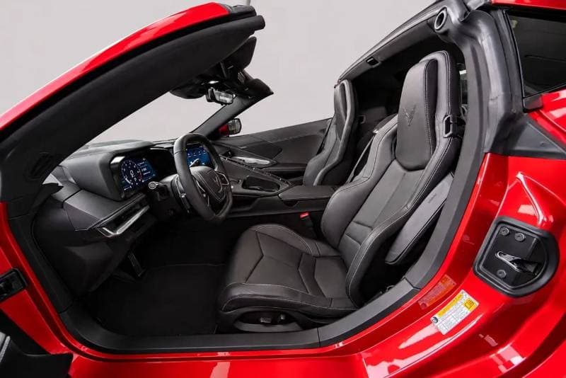 2025 Chevrolet Corvette thumbnail 6