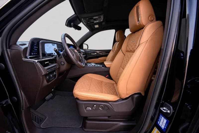 2023 Cadillac Escalade thumbnail 5