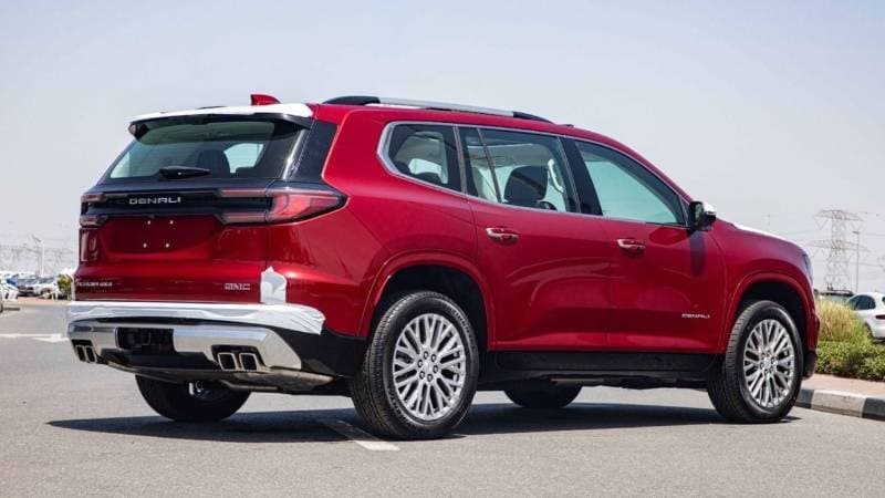 2024 GMC Acadia thumbnail 7
